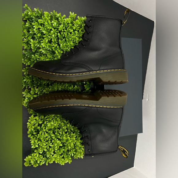 Dr. Martens 1460 Softy T Leather Lace-Up Combat Boots Youth, men, woman - Picture 6 of 12